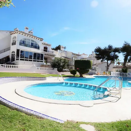 1935 Pool And Garden Apartment Torrevieja