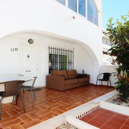 1935 Pool And Garden Apartment Torrevieja