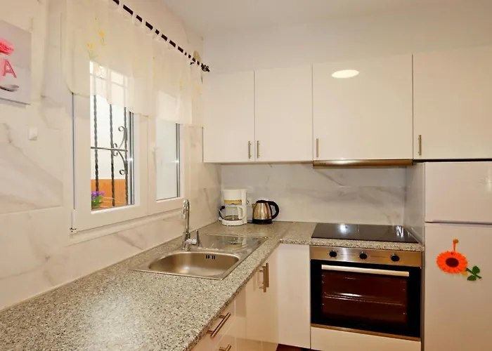 R-1935 Pool And Garden *