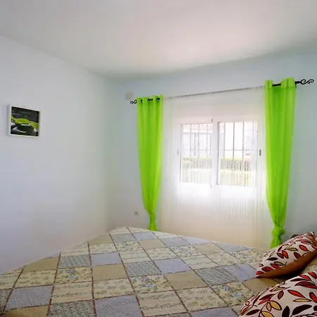 R-1935 Pool And Garden Appartement