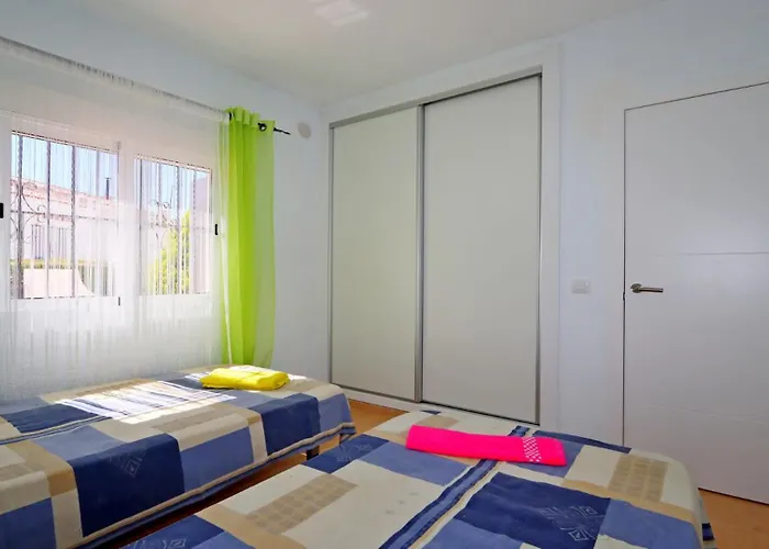 R-1935 Pool And Garden Daire Torrevieja